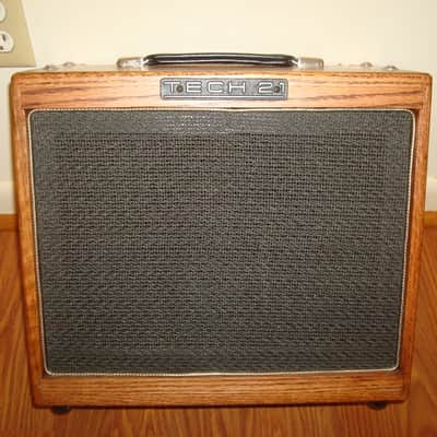 Tech 21 Trademark 30 LE Limited Edition Amp (stained solid oak cabinet) image 1