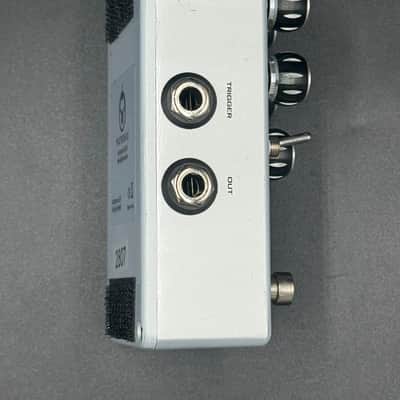 Pigtronix Resotron Analog Tracking Filter 2019 - Silver / Graphic image 3