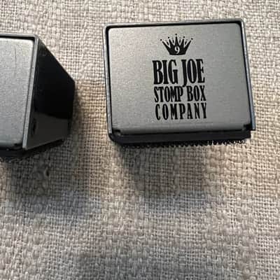 4x Big Joe Stomp Box Company Lithium Rechargeable Power Supply PB-107. Used on tour and signed by Steve Vai image 14