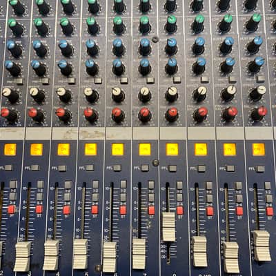 Yamaha MG166CX 16 Channel Mixer | Reverb