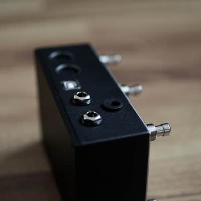 Morningstar Engineering MC6 Fully Programmable Midi Controller image 7