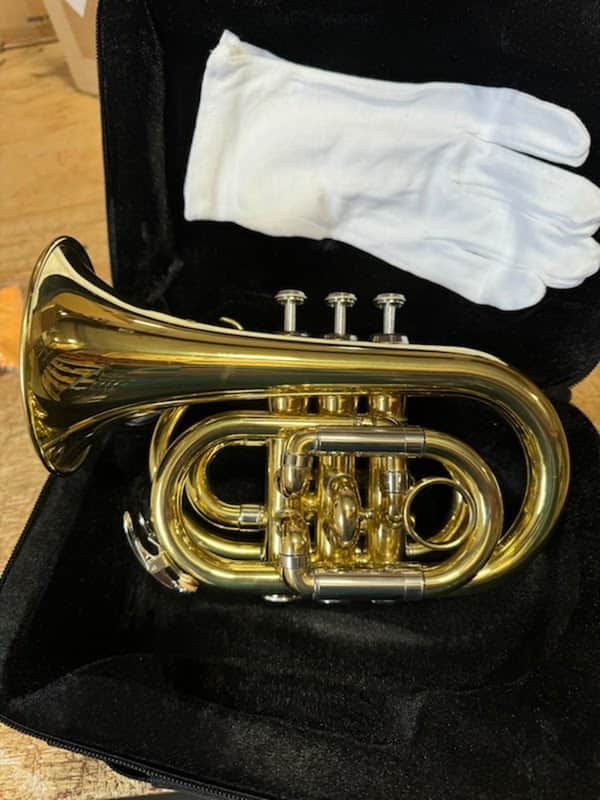 Oxford Bb Pocket Trumpet – Compact Student Trumpet Outfit w/ Case image 1
