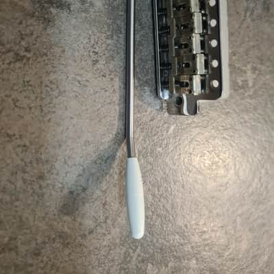 Original 1980s Fujigen MIJ ESP Stratocaster tremolo bridge - Incredibly rare piece... imagen 10