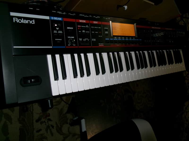 Roland Juno G 61-Key 128-Voice Expandable Synthesizer | Reverb