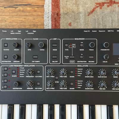 Sequential Prophet Rev2 - 16 Voice image 5