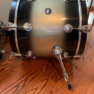 DW Pre-Collector's Series Drum Set Lacquer Finish 1992 image 12