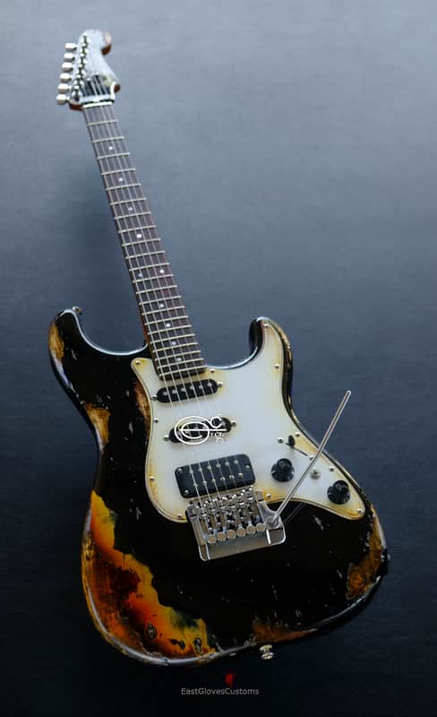 Fender Deluxe Comtemporary Stratocaster Floyd Rose System III Tremolo Black MIJ Relic Aged (RARE) image 1