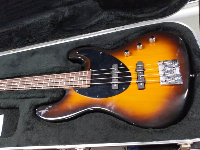 Hamer Sunburst bass Unknown  - Sunburst image 1