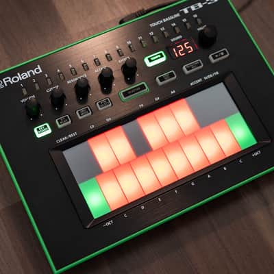 Roland TB-3 AIRA Touch Bassline Synthesizer 2014 - Present - Black image 5