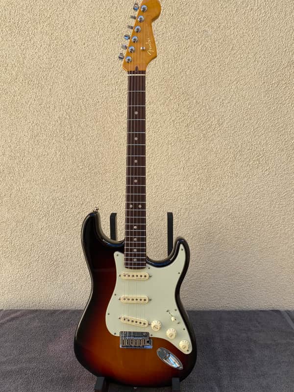 Fender Ultra Stratocaster 2021 - Ultraburst image 1