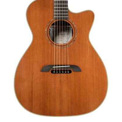 Alvarez Yairi Masterworks FYM74CE Folk/OM Acoustic-Electric Guitar image 2