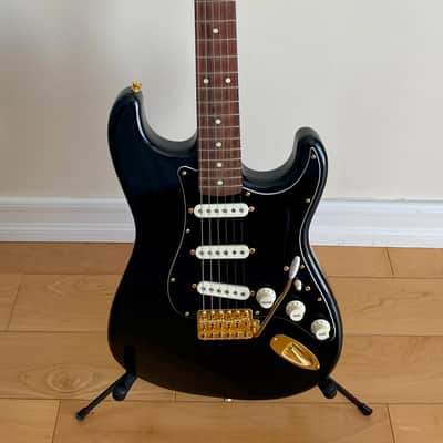Fender Made In Japan Traditional 60s Stratocaster Midnight 2018