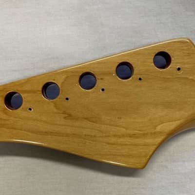 1985 JAPAN KRAMER FOCUS 3000 METALIC RED BEAK NECK FLOYD ROSE R2 NUT SHELF image 6