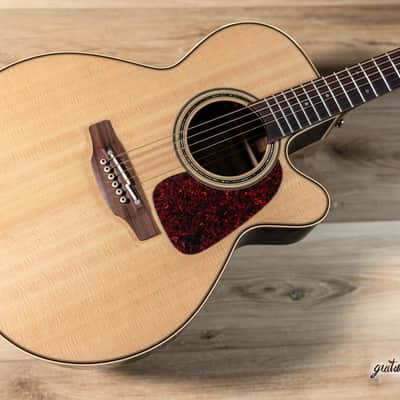 Takamine P5NC NEX Cutaway Guitar w/ Case – Natural image 10