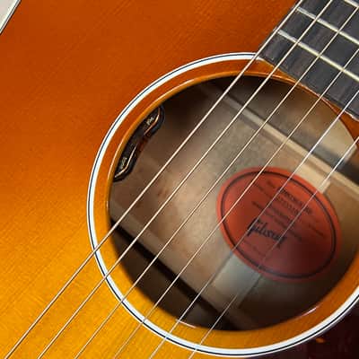2025 Gibson J-45 Standard Acoustic Guitar Heritage Cherry Sunburst image 4