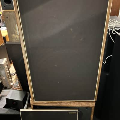 American Acoustics Model D5500, Four Way, 4/8 ohm, 232w image 3