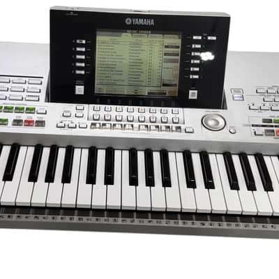 Yamaha Tyros2 61-Key Arranger Workstation Keyboard 2000s - Silver