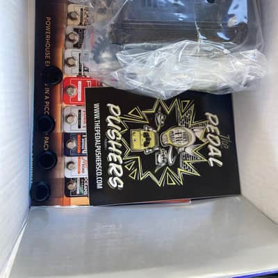 Electro-Harmonix LPB-3 Linear Power Booster 2024 - Present - Silver / Blue image 5