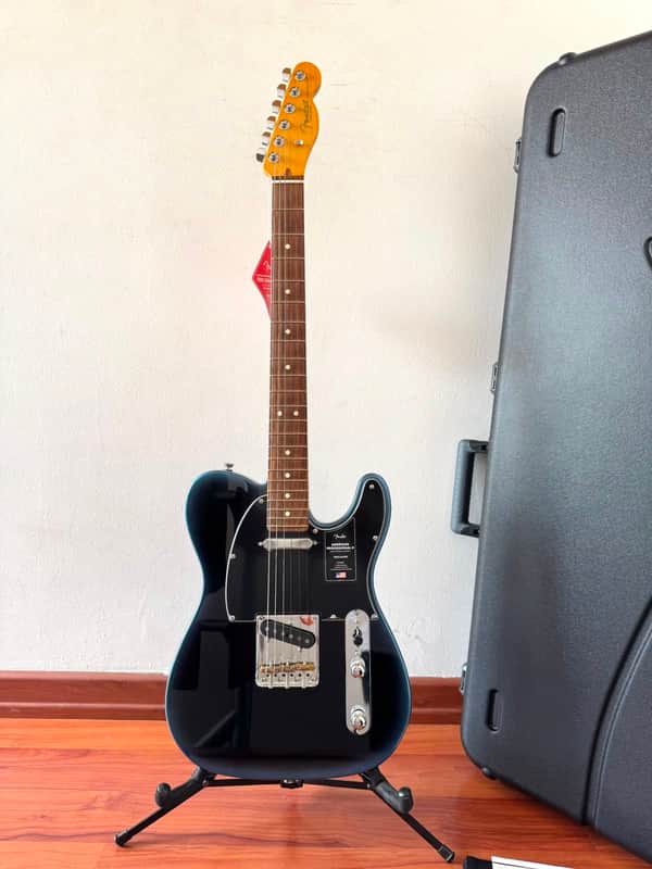 Fender American Profesional II Telecaster 2020 - Darknight image 1