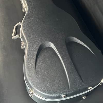 Martin 000-28 2025 - Sunburst image 11