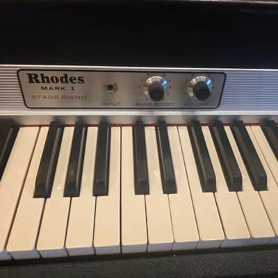 VINTAGE 1976 FENDER RHODES MARK 1 STAGE 73 ELECTRIC KEYBOARD image 2
