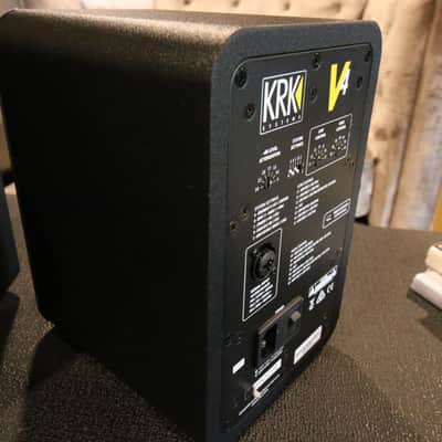KRK V4 Series 4 4" Active Studio Monitors (Pair) – 2016–2021 – Black w/ Grilles & Cables Bild 7
