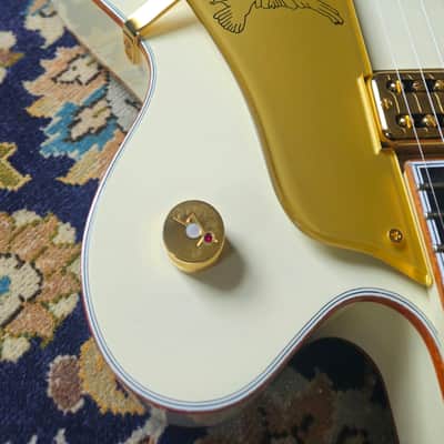 Gretsch White Falcon 6136T-59 Vintage Select Edition with Bigsby, Vintage White, Nitrocellulose Finish image 6