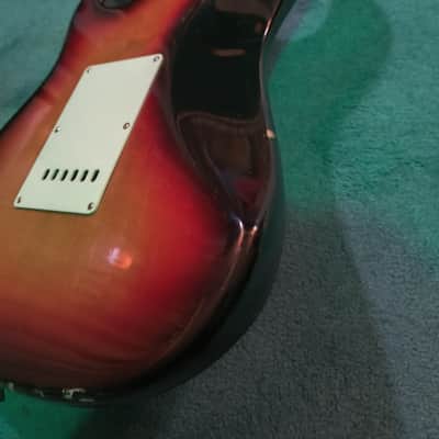 Vintage 70s - Fresher Straighter Stratocaster - 3 Tone Sunburst (Made in Japan) image 7