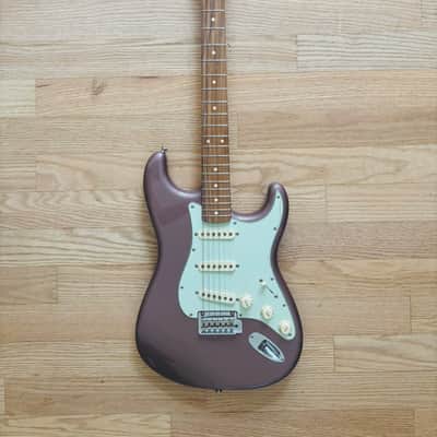Fender Vintera '60s Stratocaster Modified with Pau Ferro Fretboard 2020 - Burgundy Mist Metallic image 6