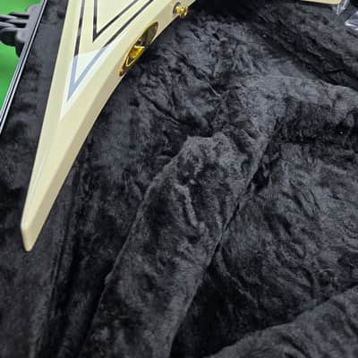 Jackson Pro Series RR3 Rhoads - Ivory with Black Pinstripes Tested image 3