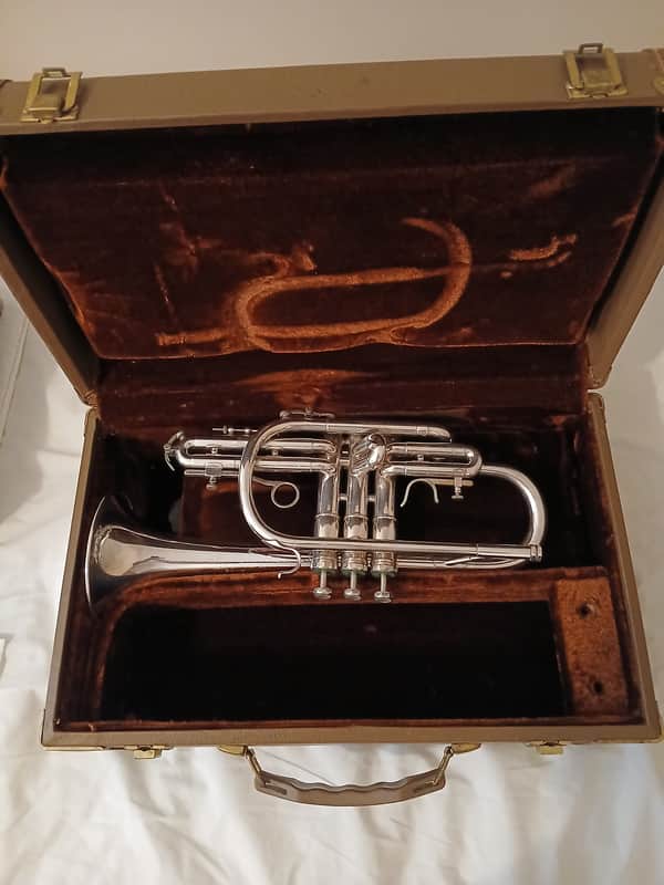 Beautiful Olds Super Star Cornet with Olds Case image 1