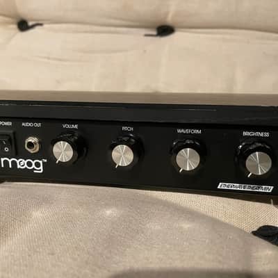 Moog Etherwave Standard Theremin Bild 2