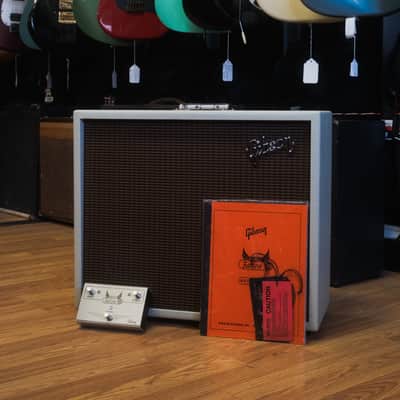 Gibson Dual Falcon 20 2-Channel 15-Watt 2x10" Guitar Combo in Cream Bronco Vinyl with Oxblood Grille w/ Footswitch, Manual, Cover, Original Box (Excellent) *Free Shipping* image 1