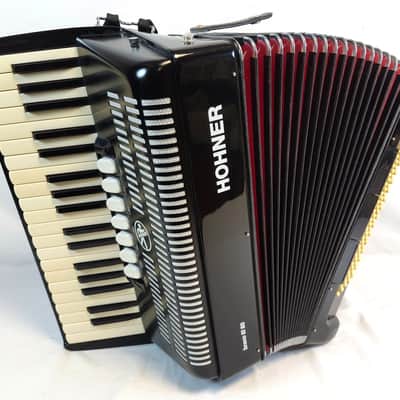 Hohner Bravo III Chromatic 80 Bass Piano Accordion, Black, W/ Bag & Straps image 2