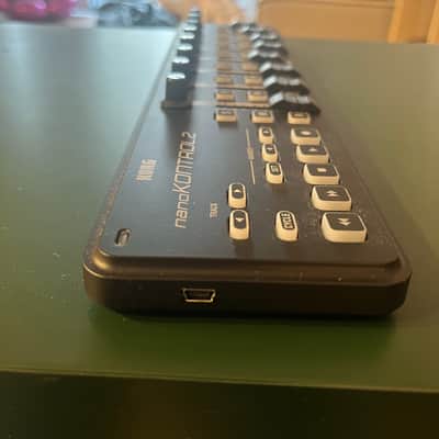 Korg nanoKONTROL2 Slimline USB MIDI Control Surface 2011 - Present - Black image 4