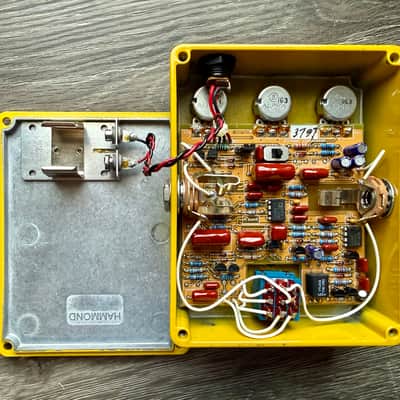 Diamond Compressor 2010s - Yellow image 4