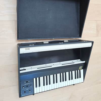 Oberheim TVS 2 Voice 1970's - Case/Keys, missing internal components image 5