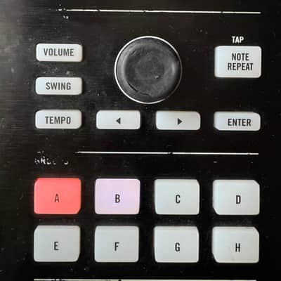 Native Instruments Maschine MKII 2010s - Black image 5