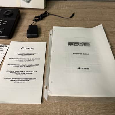Alesis SR-16 Portable Electronic Drum Machine #3262 image 12