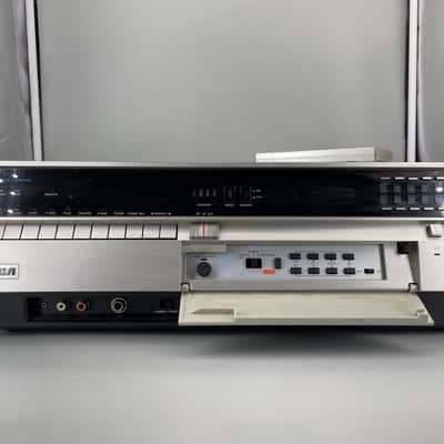 1980s RCA SelectaVision VFT650 VCR Video Cassette Player Recorder image 3