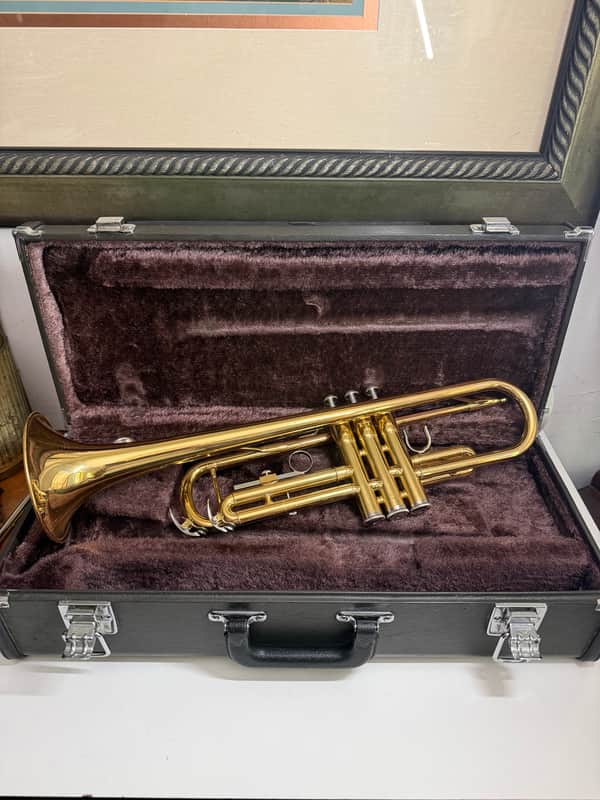 Yamaha YTR‑2335 Standard Student Bb Trumpet | Reverb
