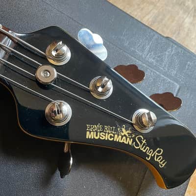 Music Man Ernie Ball Limited Edition Stingray 2004 Envy Green image 3