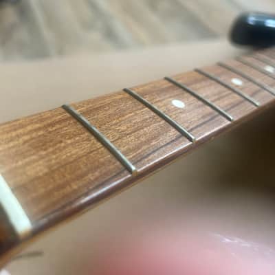 2006 Fender Stevie Ray Vaughan Stratocaster SRV Pau Ferro Fretboard Three-Color Sunburst image 16