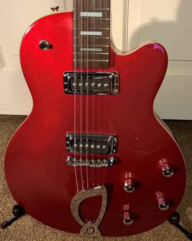 Guild DeArmond M-68 -- 2001; Red Sparkle Finish; Brand New Vintage-Style PUs & Chrome Dome Knobs image 1