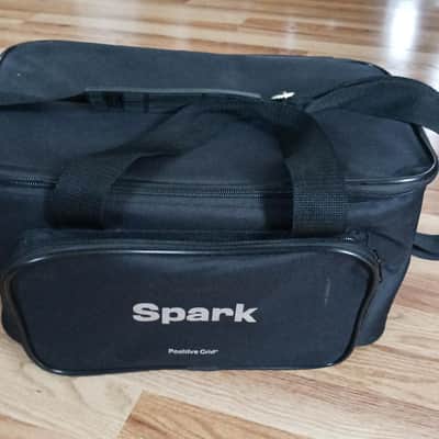 Positive Grid Spark 40 40-Watt 2x4" Modeling Guitar Combo Black with Carry Bag - Mint image 6