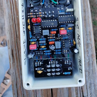 Insomniac Audio Lab Boutique Overdrive Pedal Based on the Bouteek Distorter Preamp image 7