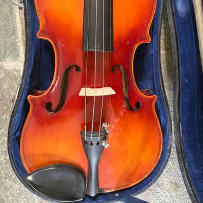 Suzuki Violin, 1/2 size.  with case and bow. For 6- 8 years old image 2