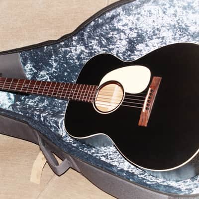 Martin 000-17E Blacksmoke Mahogany / Spruce w/ Fishman Electronics image 24