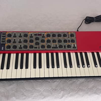 Nord Lead 3 49-Key 24-Voice Polyphonic Synthesizer image 3