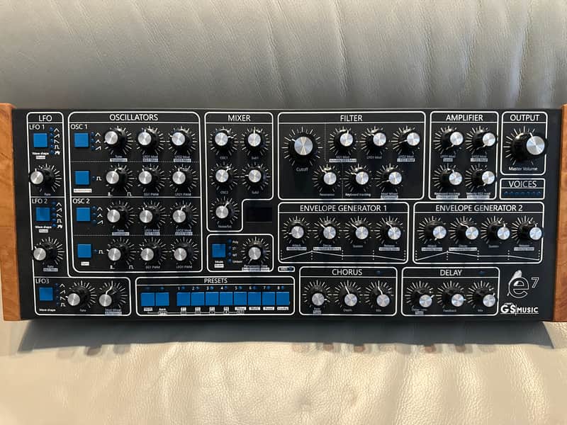 GS Music E7 - Black/Blue image 1